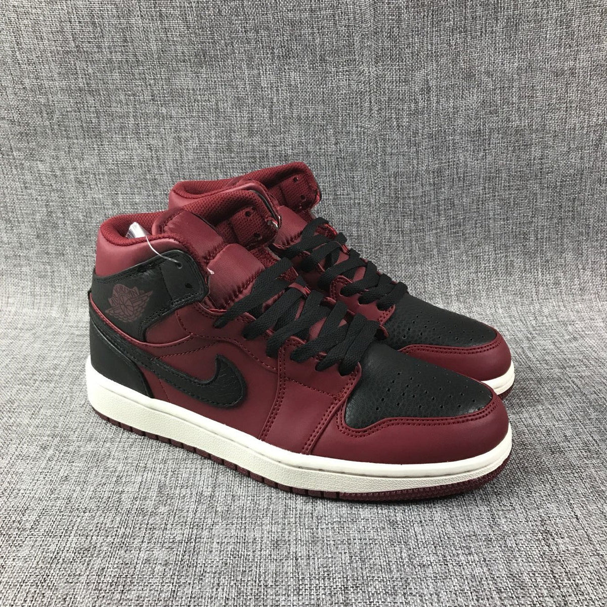Jordan Air Jordan 1 Mid Sneakers Burgundy Black White