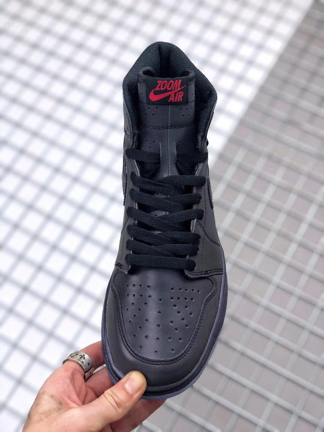 Jordan 1 High Zoom R2T Chameleon Black Sneakers