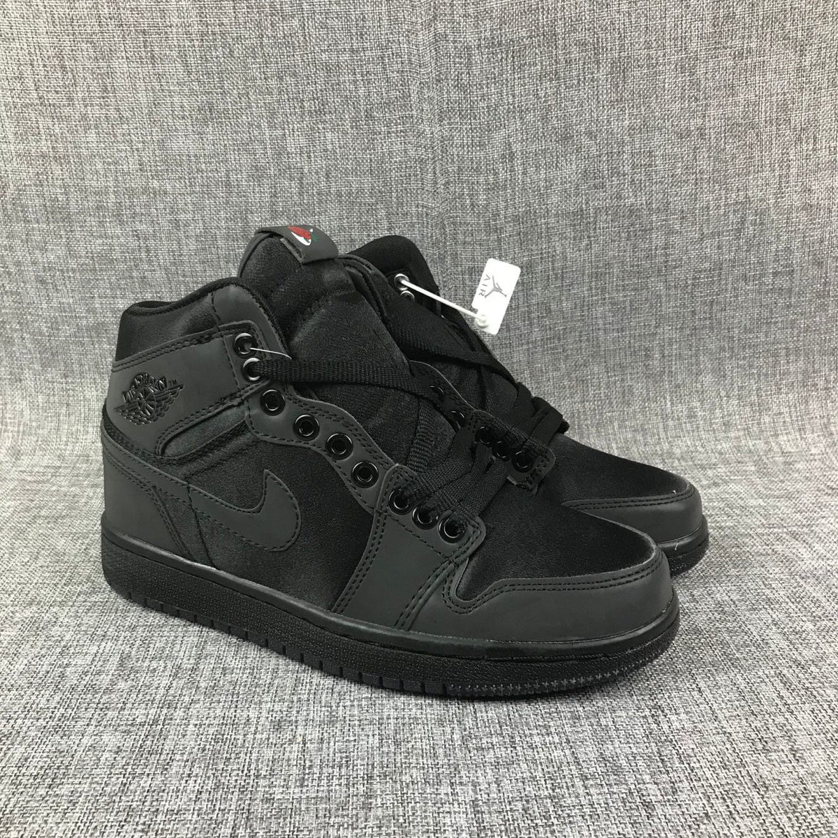Jordan Air Jordan 1 High Black Rose Sneakers