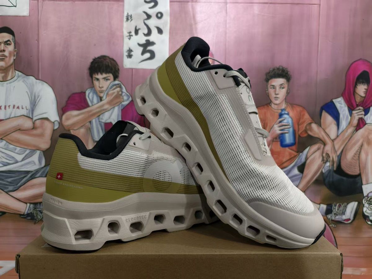 On Cloud Sneakers Gold Grey White