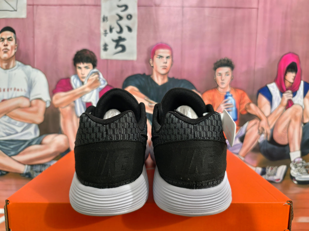 Nike Black Basketball Sneakers