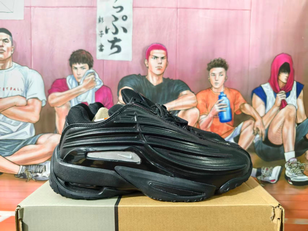 Black Low-Top Sneakers