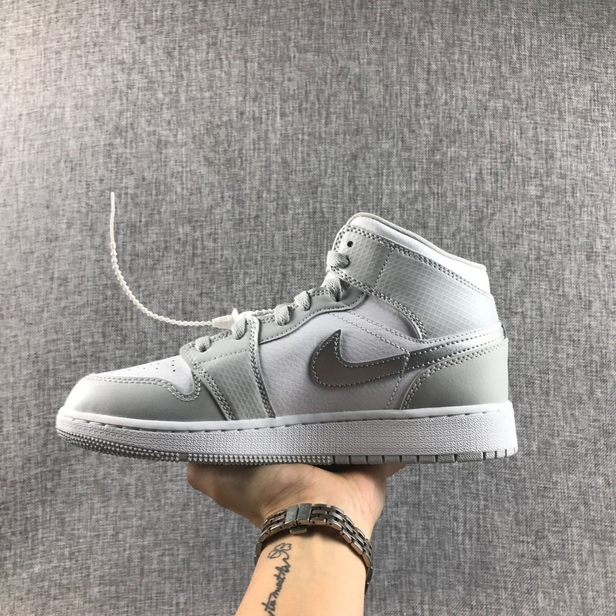 Jordan Air Jordan 1 Mid GS White Silver Sneakers
