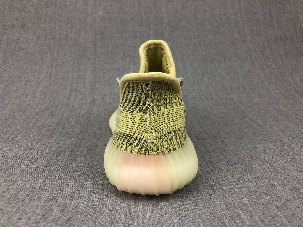 Yeezy 350 V2 Kids Sneakers Angel Ding Yellow