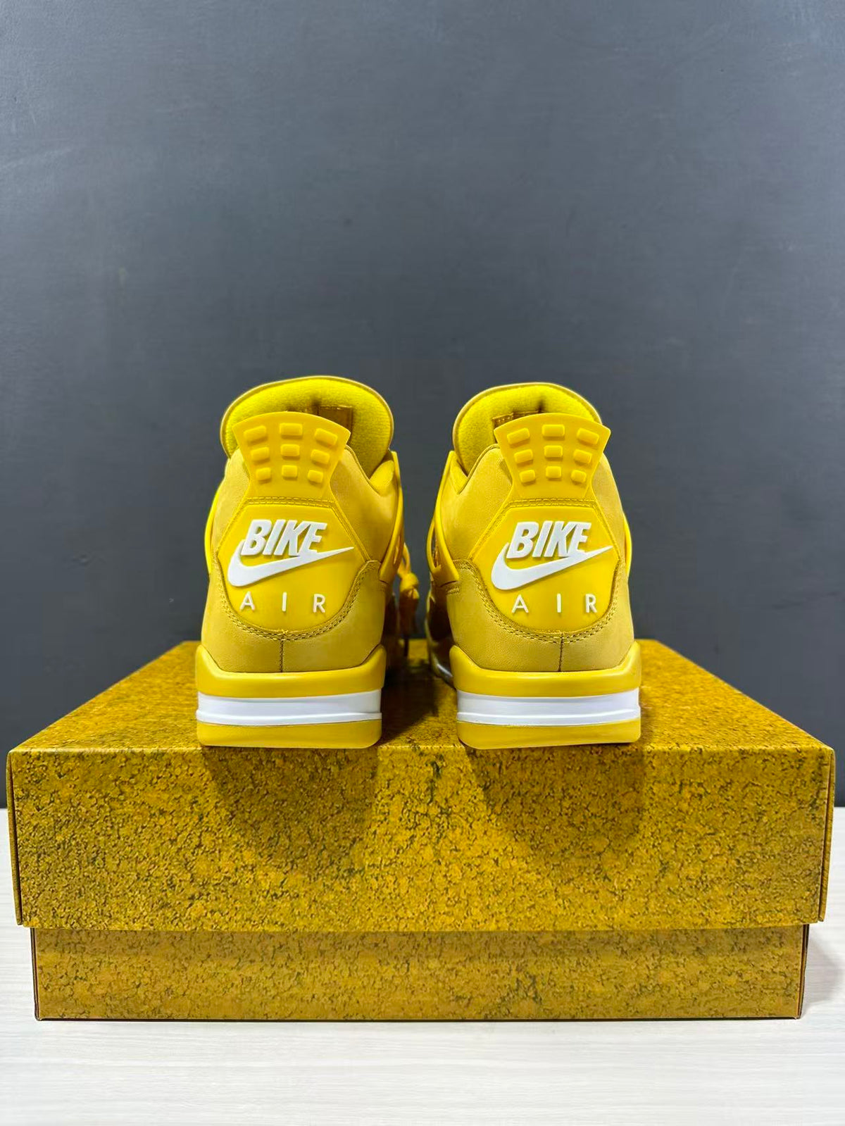 Jordan Air Jordan 4 Retro Marquette Yellow Sneakers HF4340-008