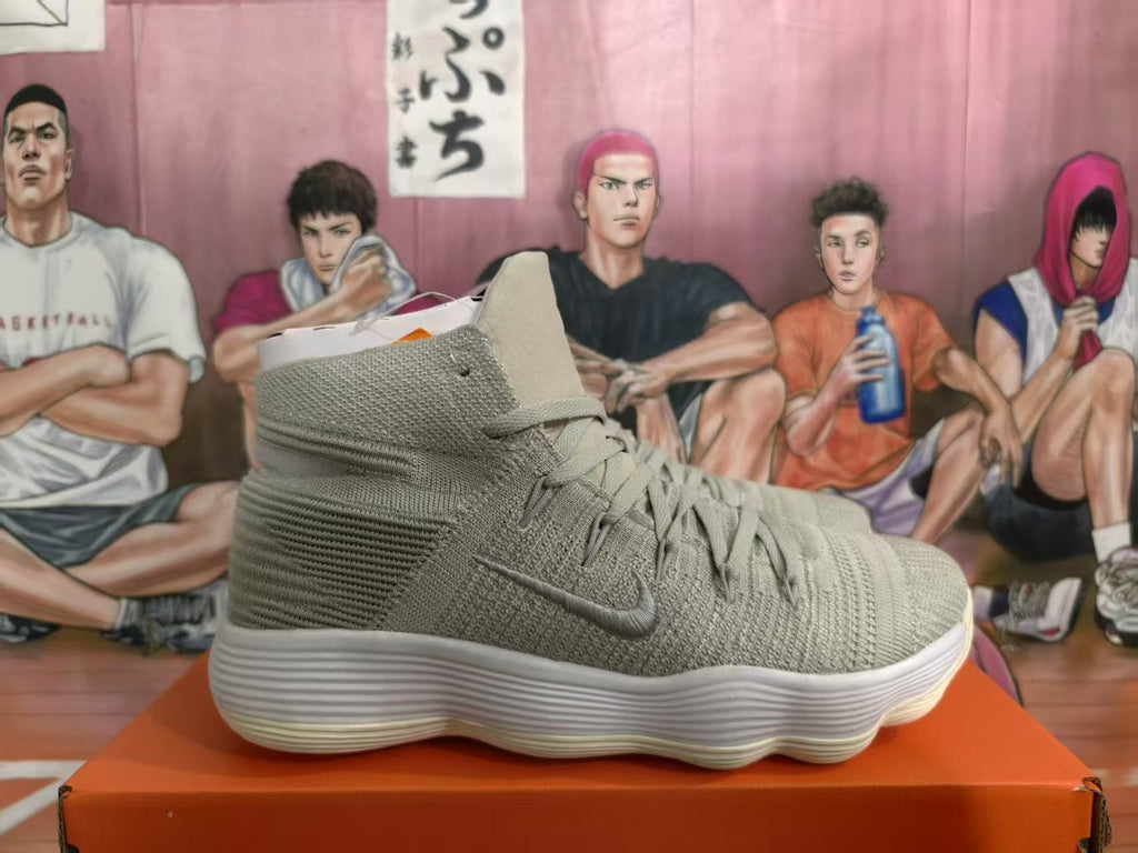Nike Basketball High-Top Sneakers in Light Gray