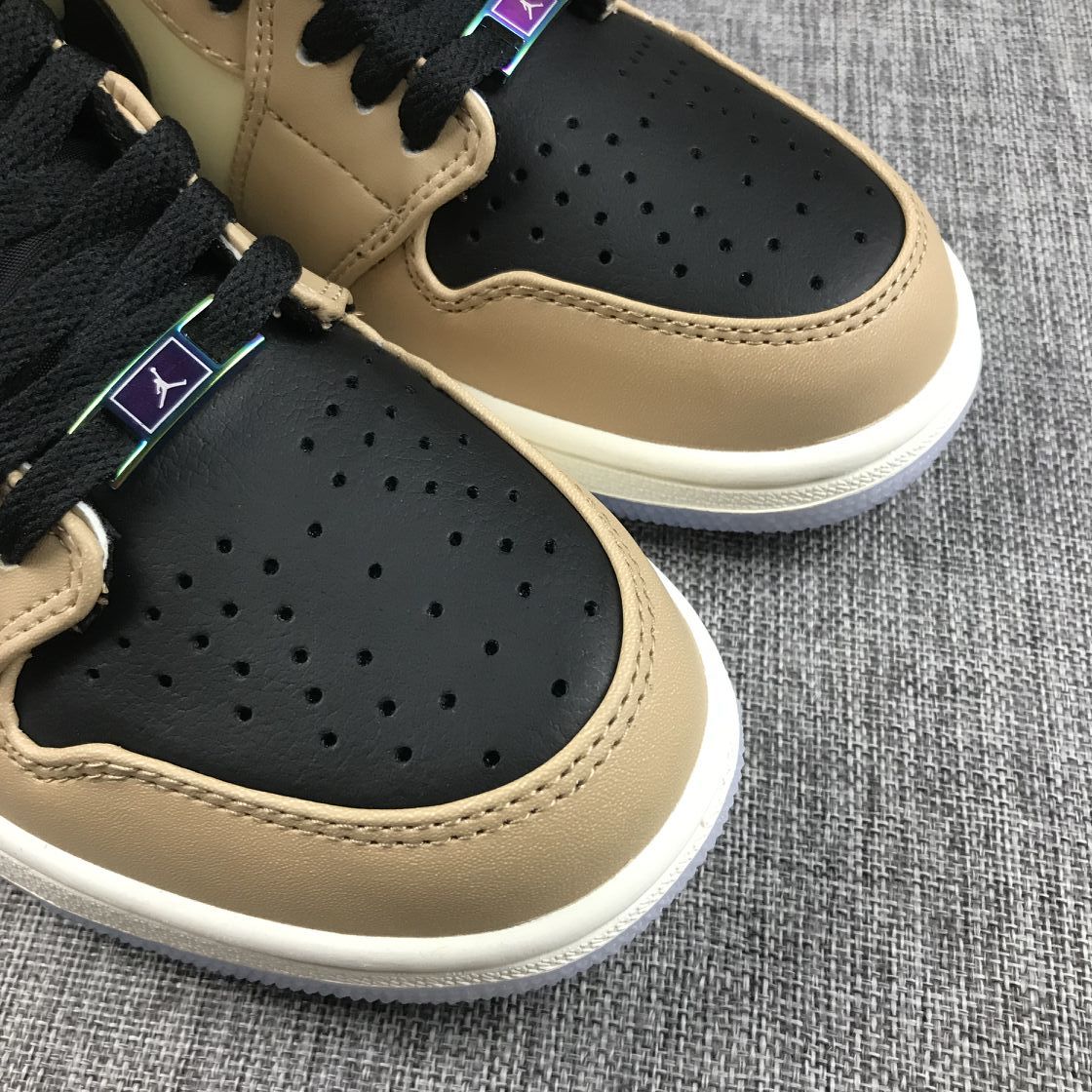 Jordan 1 High Premium WMNS Beige Black Sneakers AH7389-003