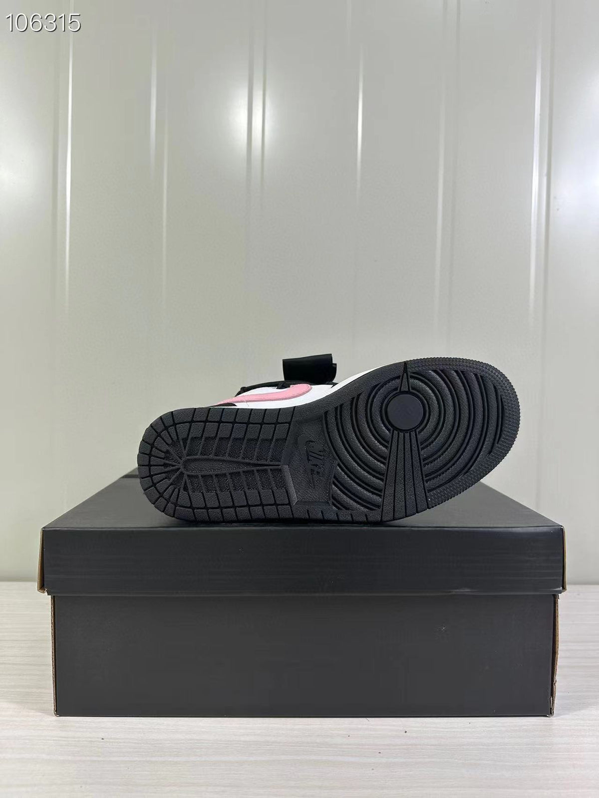Jordan Air Jordan 1 Low SE GS Black Pink DX4374-008
