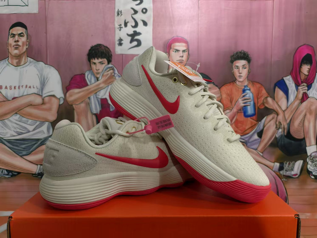 Nike White and Red Low-Top Sneakers