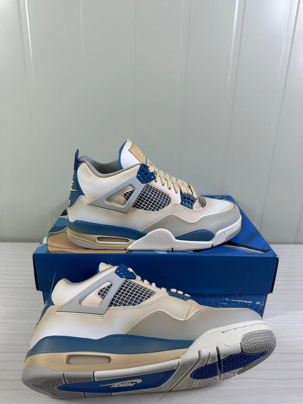 Jordan Air Jordan 4 Retro White Blue Sneakers 308497-105