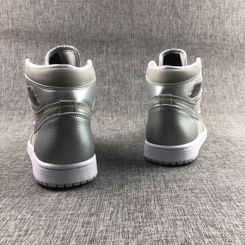 Jordan 1 High OG Japan Grey Silver Sneakers DC1788-029