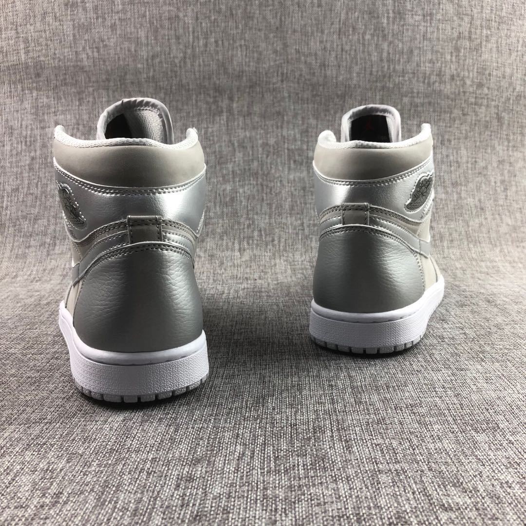 Jordan 1 High OG Japan Grey Silver Sneakers DC1788-029
