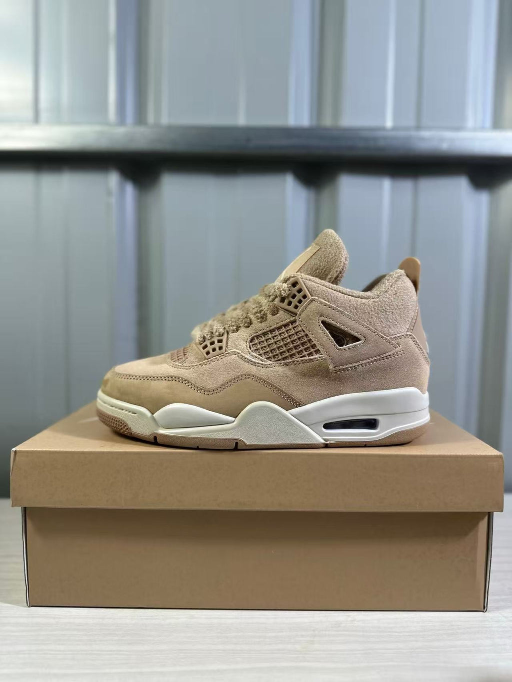 Jordan Air Jordan 4 Retro Tan Sneakers HV0823-200