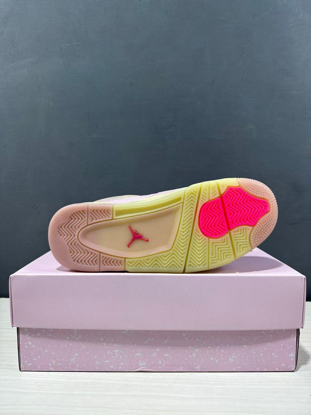 Jordan Air Jordan 4 Retro Pink Women's Sneakers IB6716-600