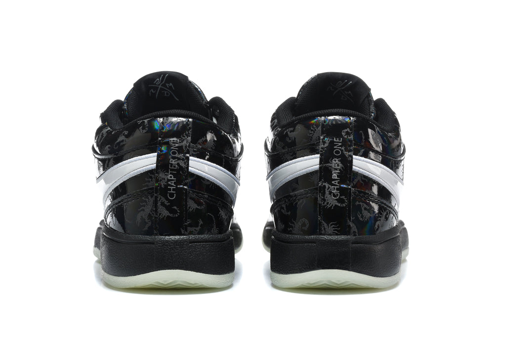 Nike 873-30 Black and White Low-Top Sneakers