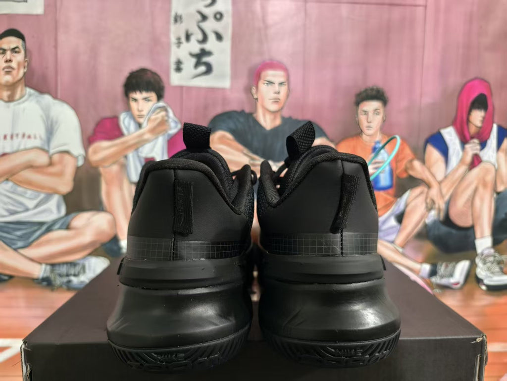 Nike Black Basketball Sneakers