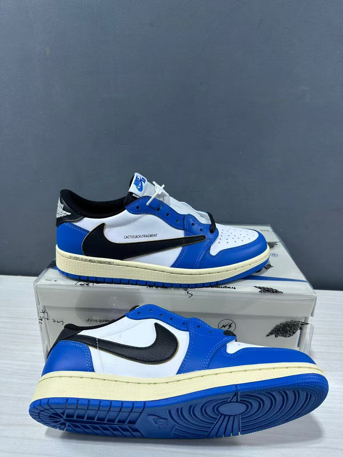 Jordan Air Jordan 1 Low Blue White DM7866-141 Sneakers