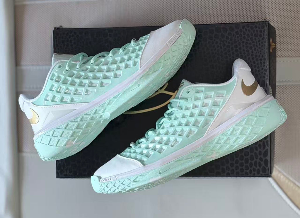 Nike Kobe 3 Low Basketball Shoes Mint White Gold