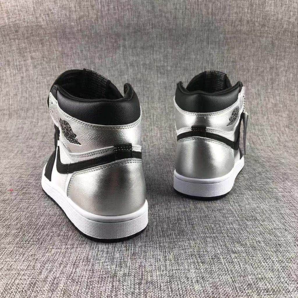 Jordan Air Jordan 1 Silver Toe High-Top Sneakers Black Silver