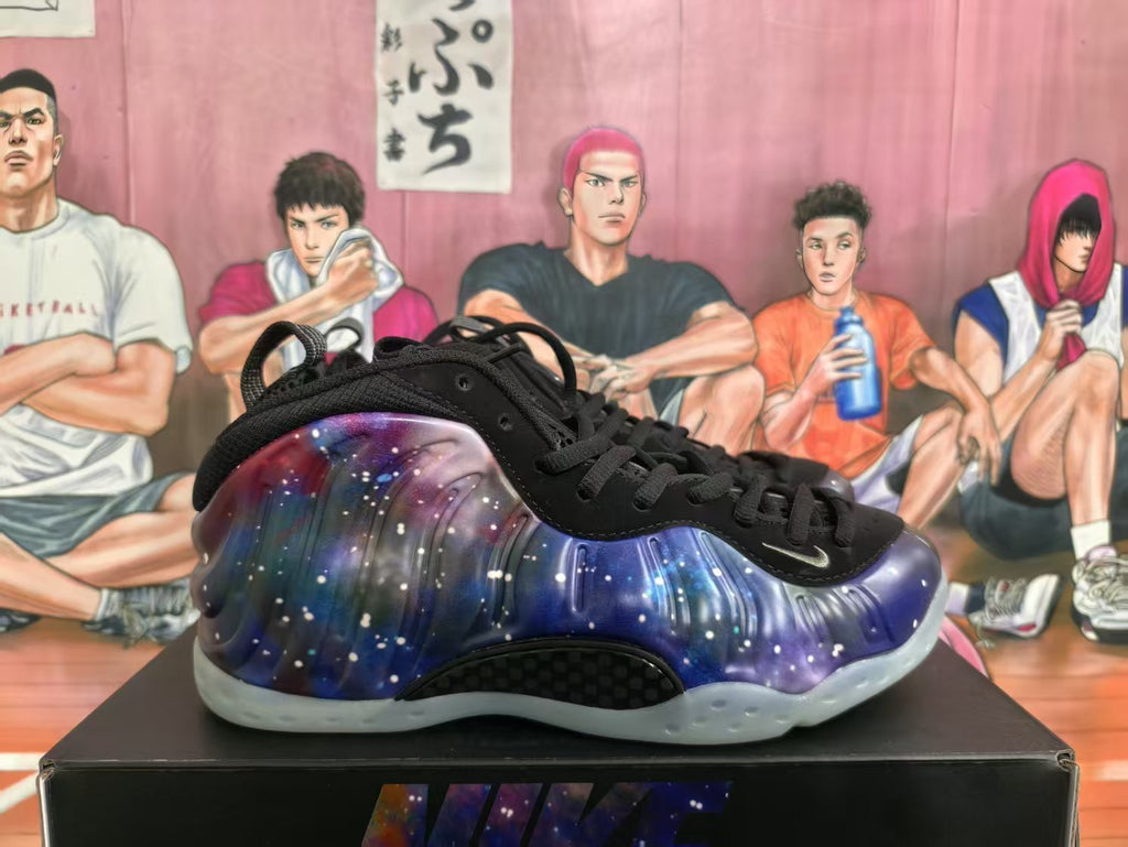 Nike Galaxy Spray Sneakers