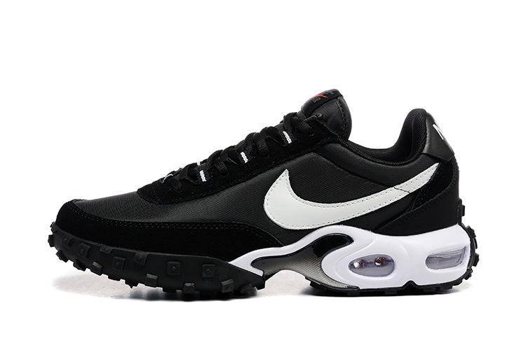 Nike Air Max Plus Utility Sneakers Black White