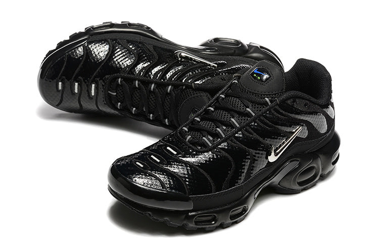 Nike Air Max Plus Black Sneakers Style FZ2591-001