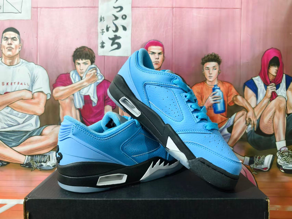 Blue Low-Top Sneakers with Black Midsole, EU 40-46