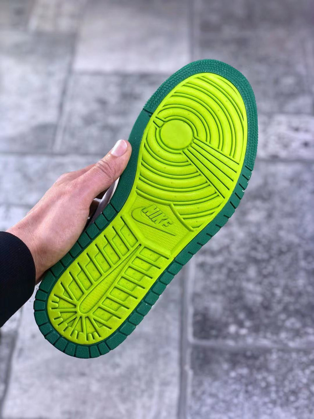 Jordan Air Jordan 1 Zoom CMFT Green White Sneakers CT0978-300