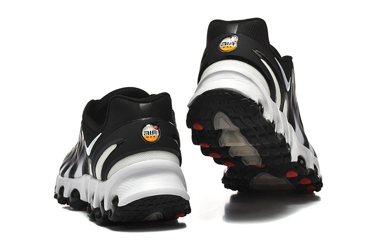 Nike Air Max DN Black White Sneakers
